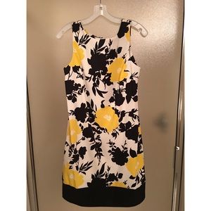 AB Studio Ladies Size 10 Shift Dress